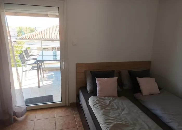 Peraia Sea View *