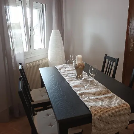 Apartman Peraia Sea View *