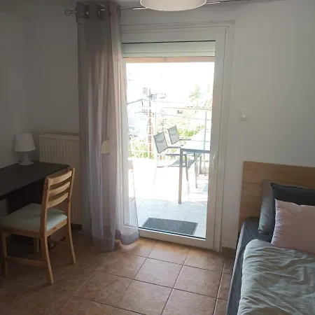 Peraia Sea View דירה *